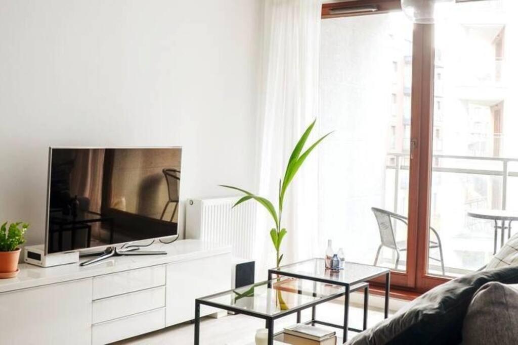Platinum Jaglana Apartment - Wyspa Spichrzow Гданск Екстериор снимка