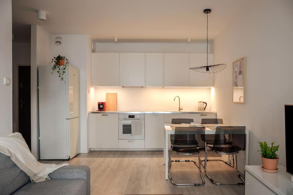 Platinum Jaglana Apartment - Wyspa Spichrzow Гданск Екстериор снимка