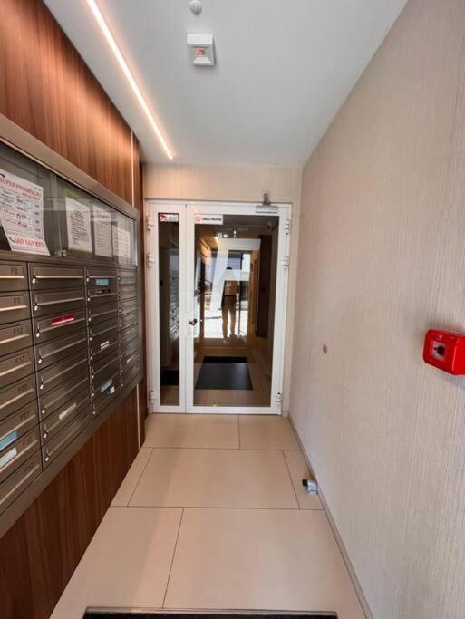 Platinum Jaglana Apartment - Wyspa Spichrzow Гданск Екстериор снимка